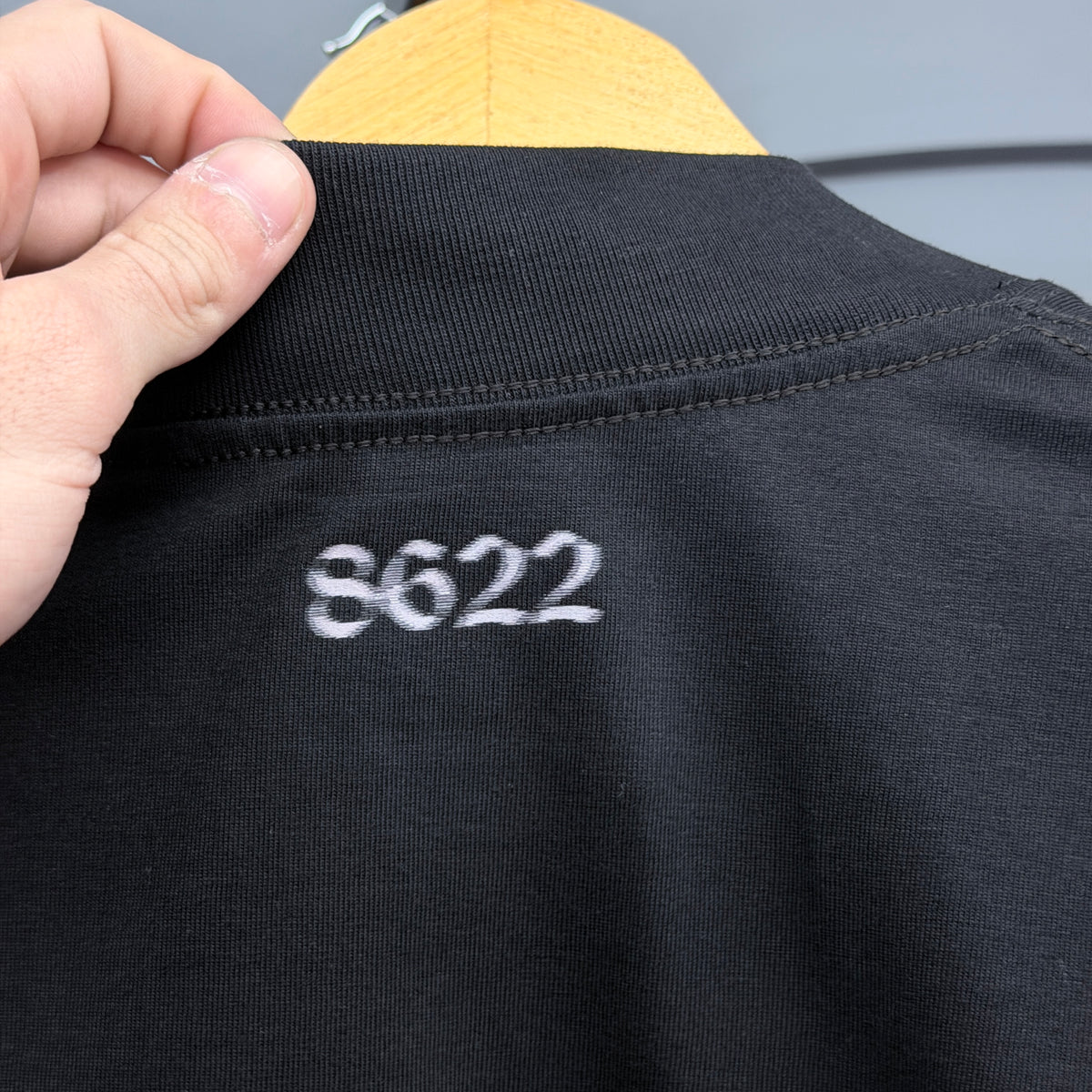 Remera 8622 de Erece Club, detalle del estampado