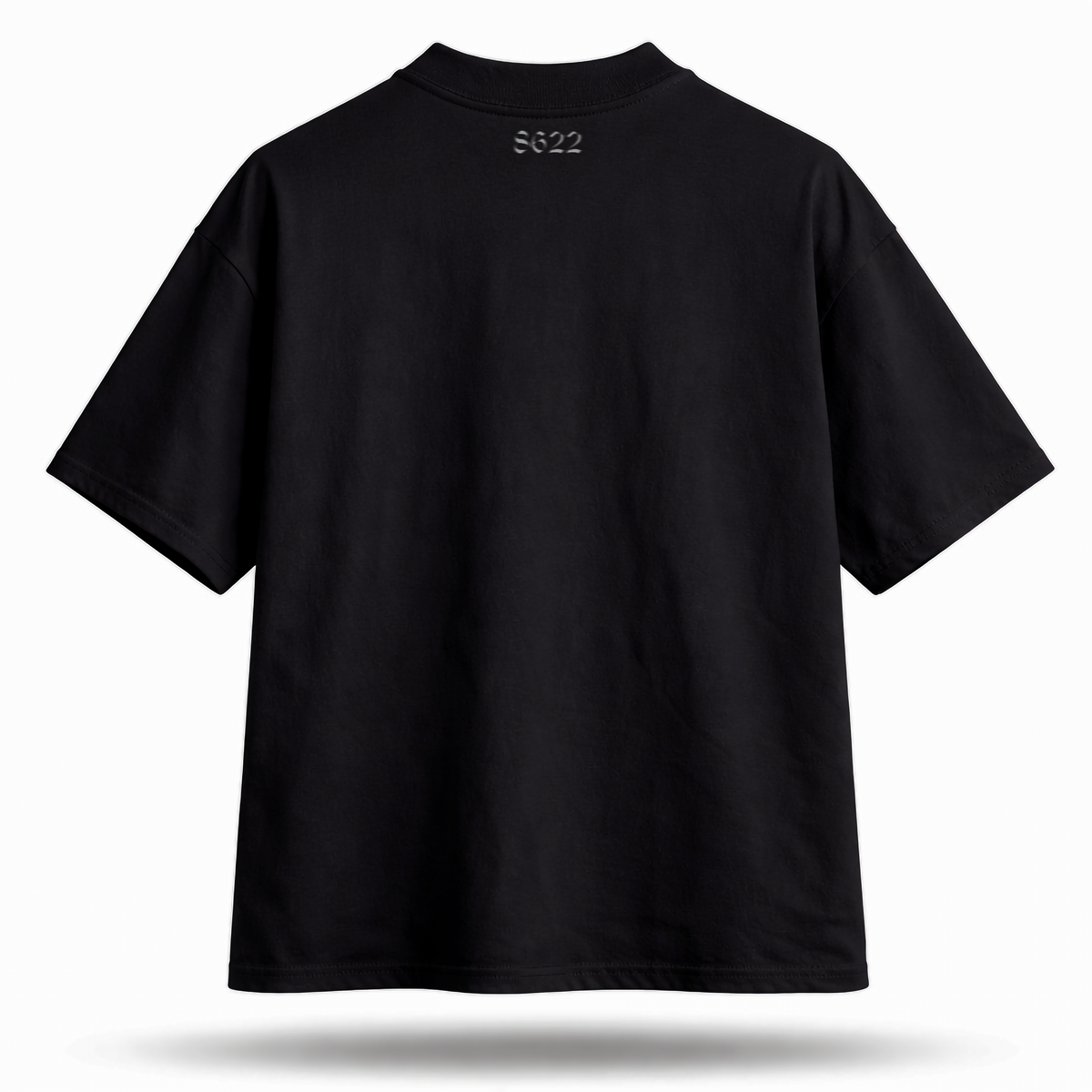 Remera 8622 de Erece Club, vista posterior con código 8622 en tipografía gótica