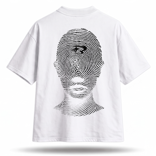 Remera Finger Head #2 blanca de Erece Club, vista frontal